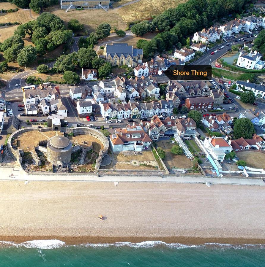 Shore Thing - Just A Stones Throw From The Beach Sandgate Eksteriør billede